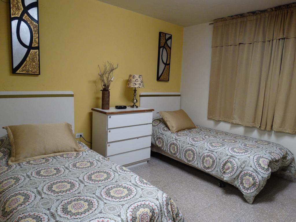 Hostal Universitario San Germán Extérieur photo